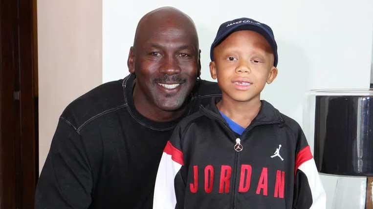 Michael-Jordan-with-a-record-donation