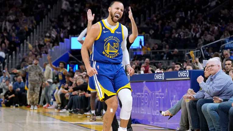 Steph-Curry-with-38-points